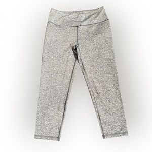 Victoria’s Secret Capri leggings